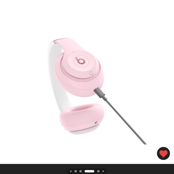 ๐ Beats Studio Pro Pink Headphones ๐ง (SOLD OUT!) - Picture 6 of 8